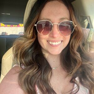 Meet your Posher, Kaitlin